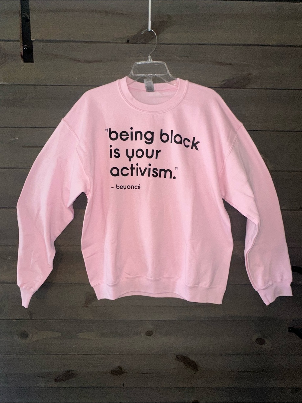 BEYONCÉ Gildan Pink Crewneck Sweatshirt with Black Text Graphic